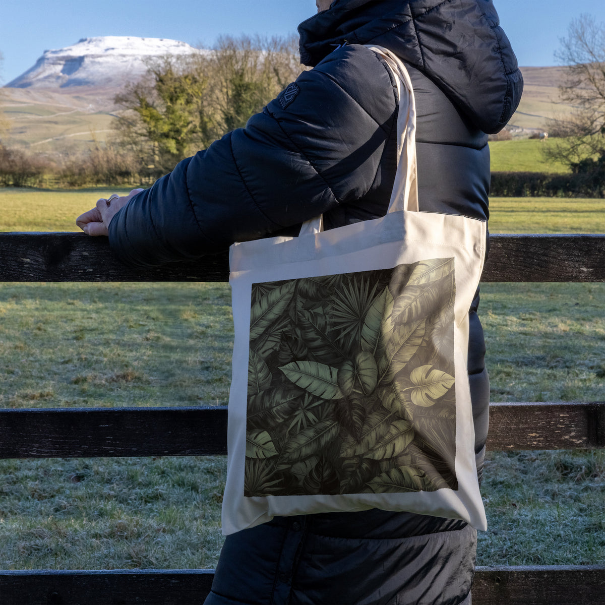 African Leaves Tote Bag - Bronze