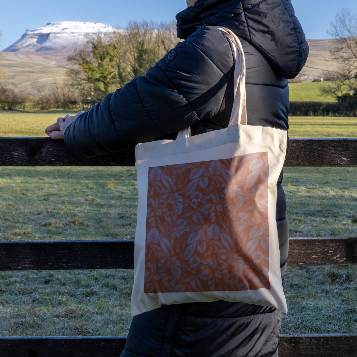 South American Flowers Tote Bag - Red/Silver